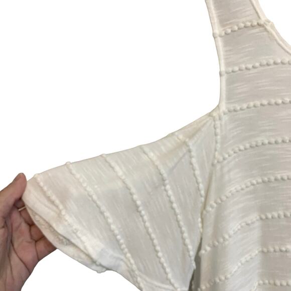 Bobeau Flutter Sleeve Cold Shoulder Top White XS - Picture 6 of 6